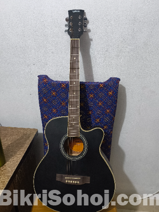 Yamaha FG200C Guitar (Non Electric)